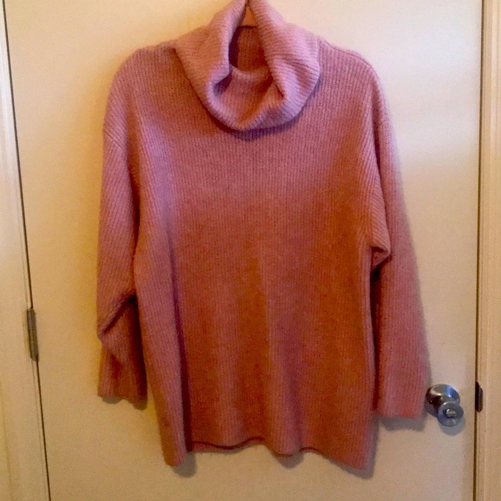 Turtle neck sweater